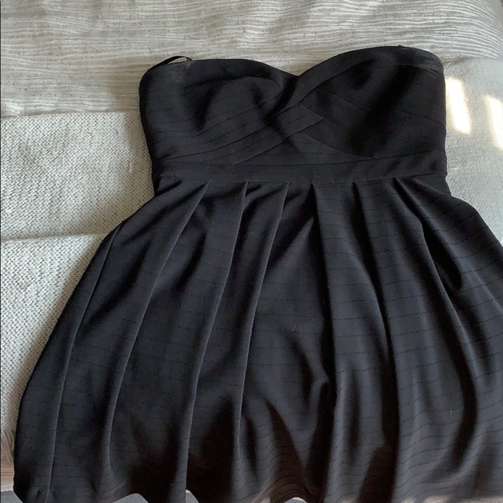 Short strapless black dress